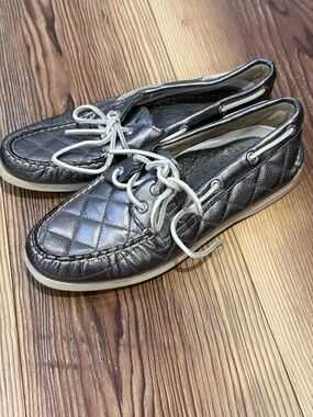 Sperry 8 Quilted Leather Boat Shoes - Metallic Silver